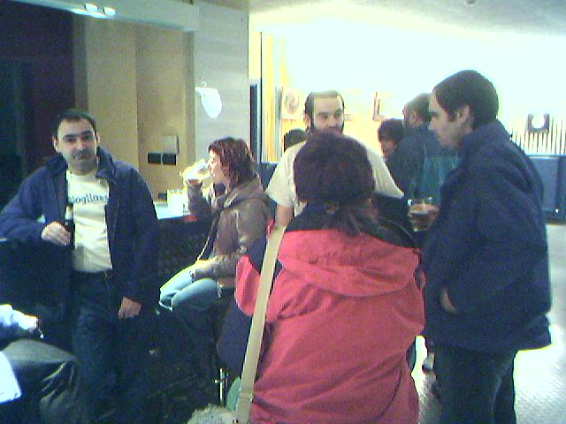 Ja ez gara mahaian sartzen