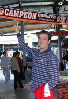 Jon Larreategi Valencian ateratako argazki baten